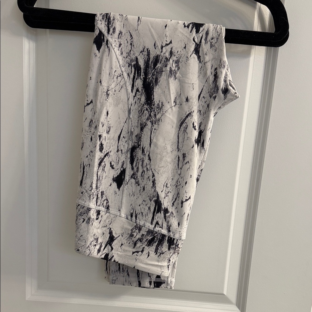 CALIA by Carrie Underwood Black and White Leggings